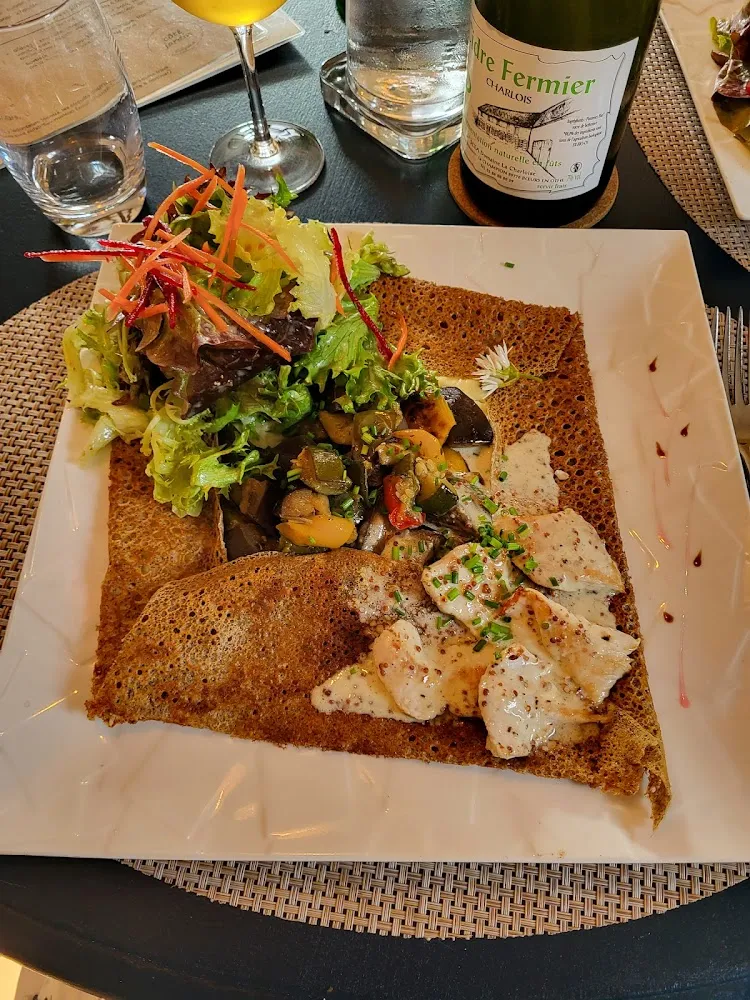 Crêpe À Composer Volaille Légumes de Saison Et Sauce Epoisse